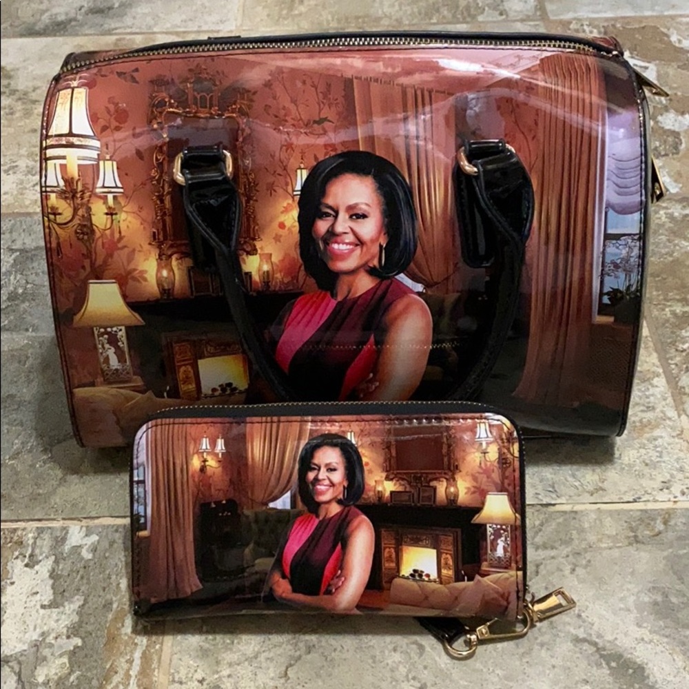 Michelle Obama purse with wallet